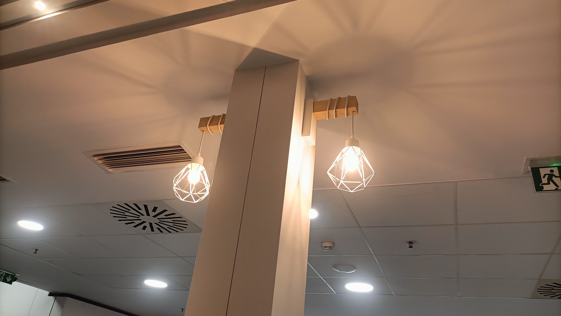 Olufsen's Instalaciones — Fotos 10